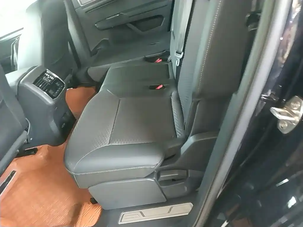Volkswagen Teramont — миниатюра 17