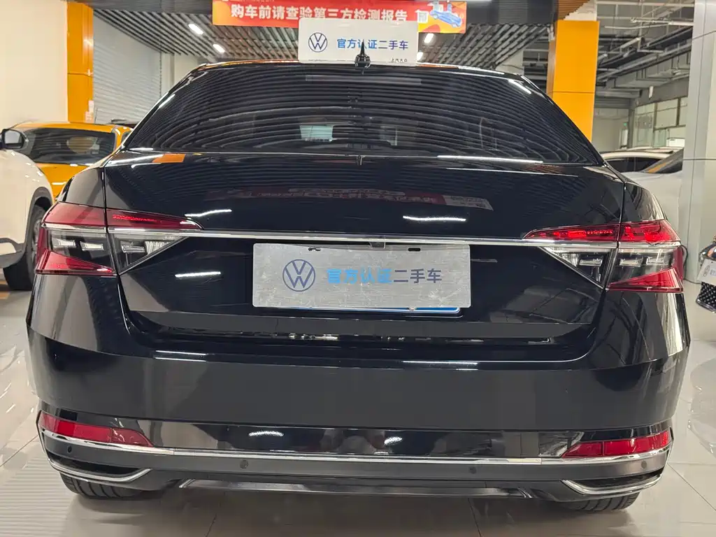 Skoda Superb — миниатюра 9