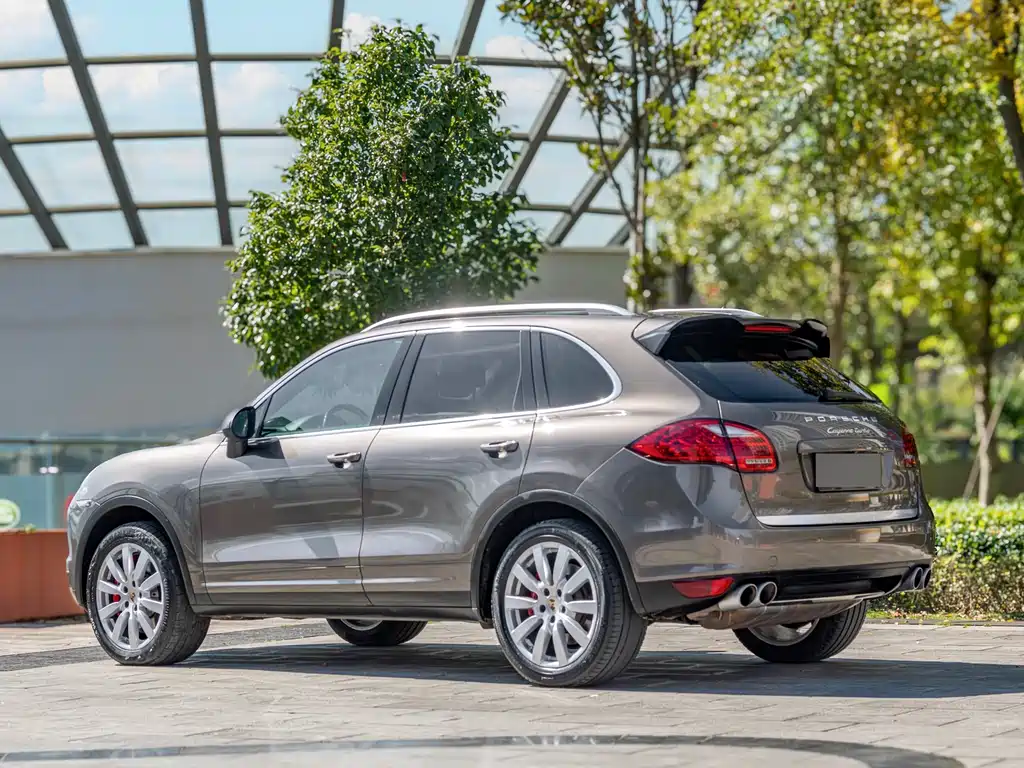Porsche Cayenne 2011 Cayenne Turbo 4.8T