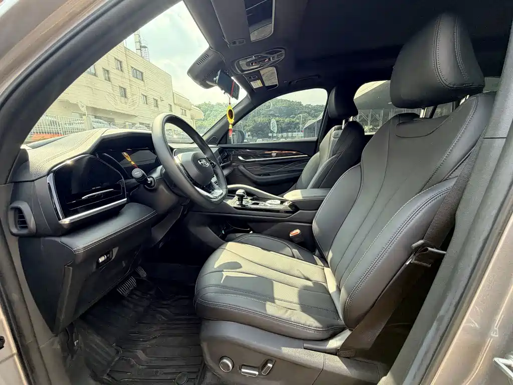 Geely Xingyue L — миниатюра 8