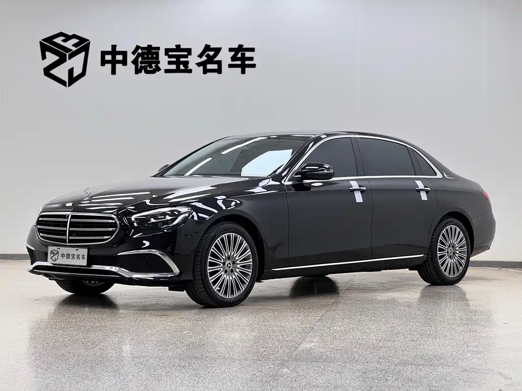 Mercedes-Benz E-Class 2022