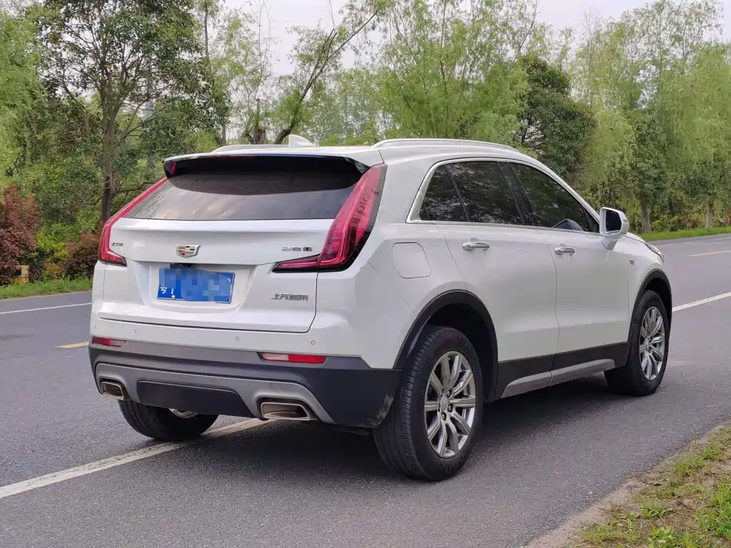 Cadillac XT4 — миниатюра 8