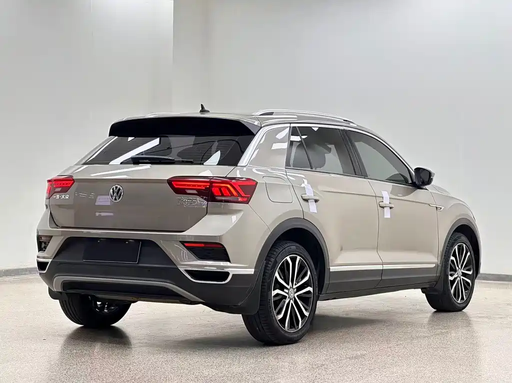 Volkswagen T-Roc — миниатюра 4