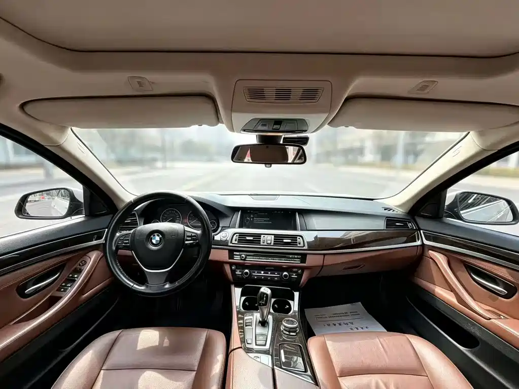 BMW 3 Series — миниатюра 4