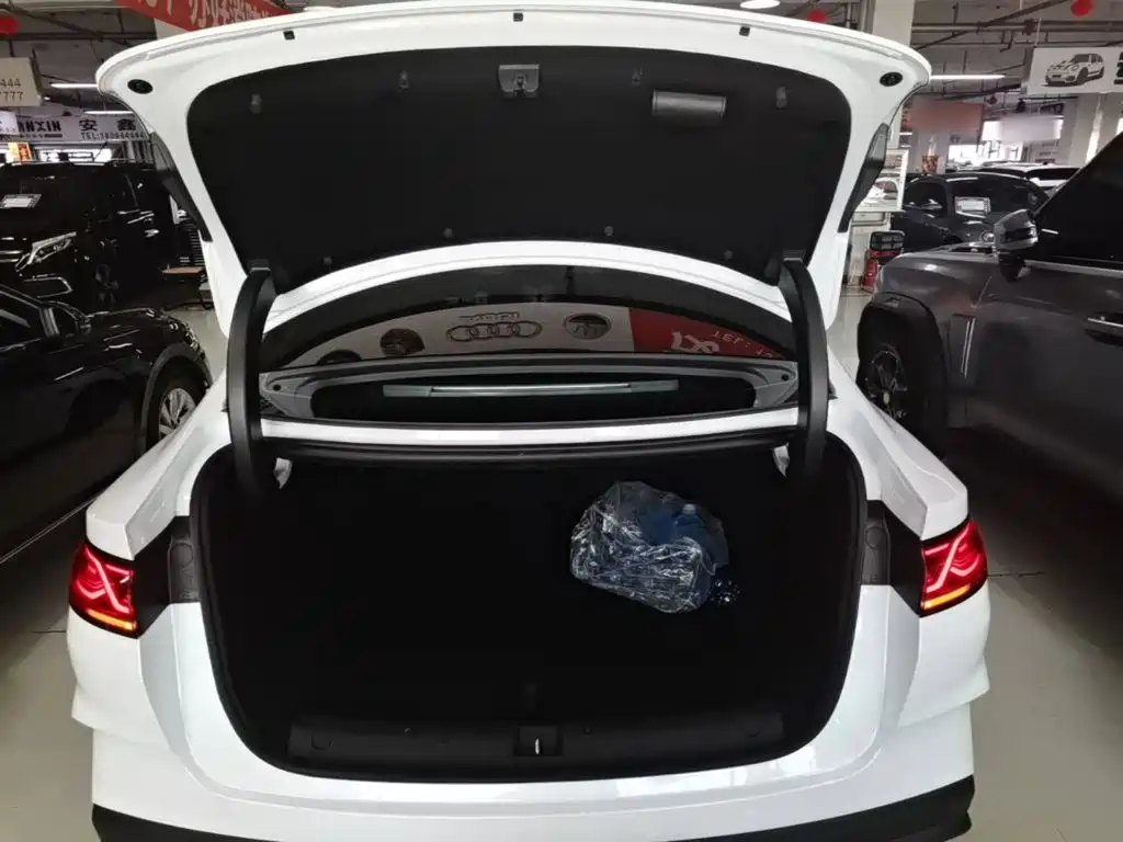BYD Qin L — миниатюра 19