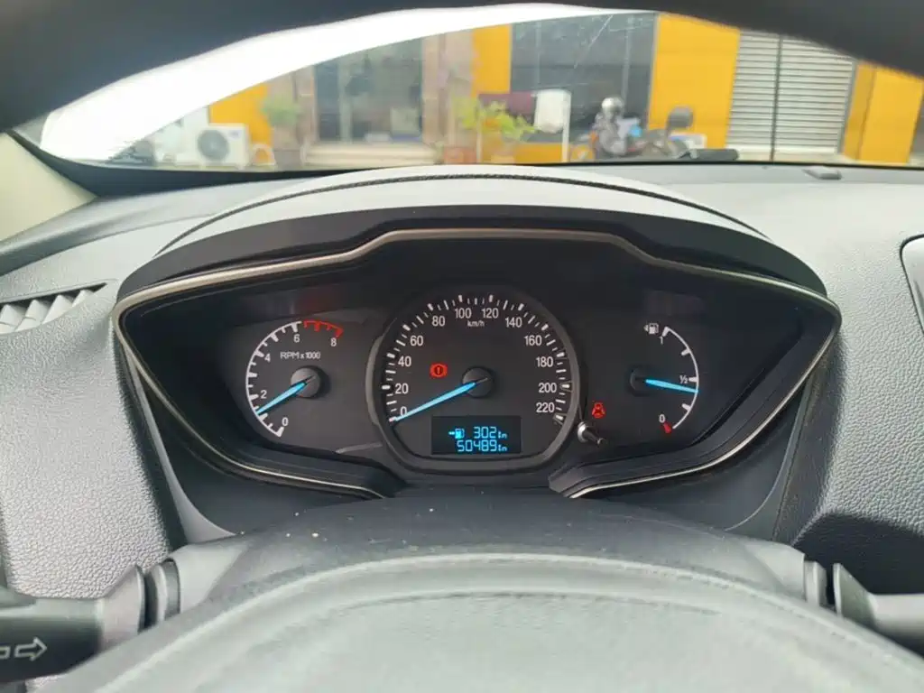 Ford Escort — миниатюра 12