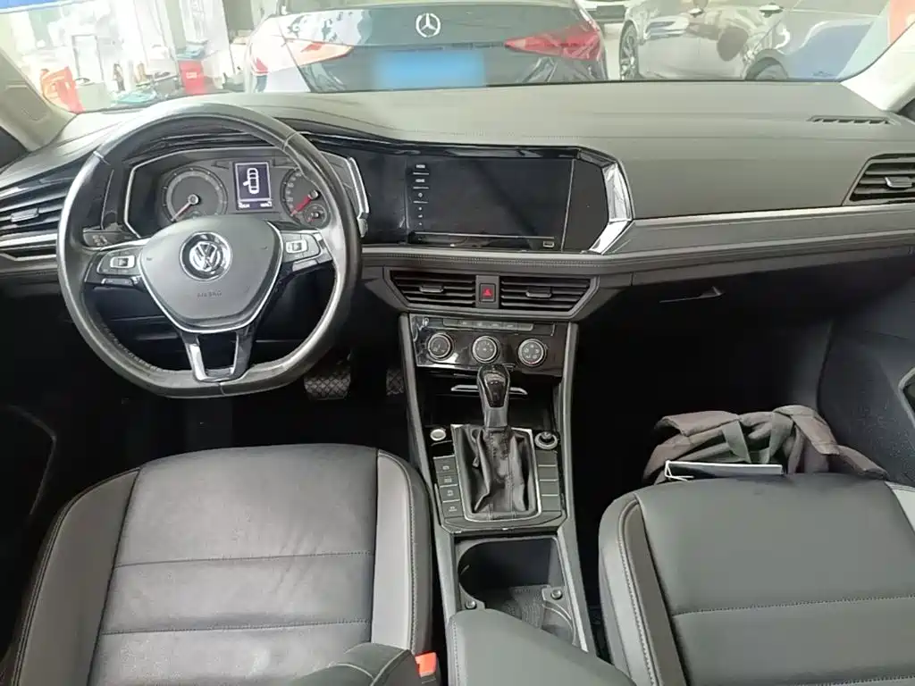 Volkswagen Sagitar — миниатюра 10