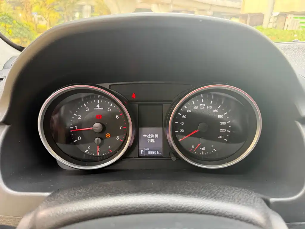 Haval M6 — миниатюра 10
