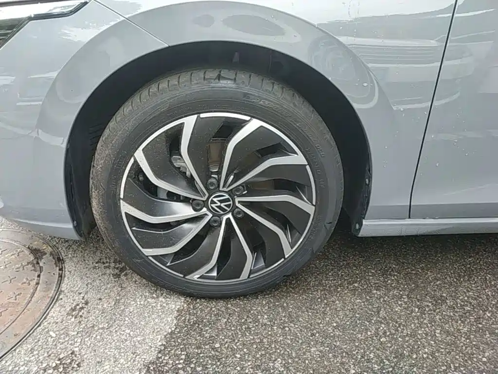 Volkswagen Golf — миниатюра 23