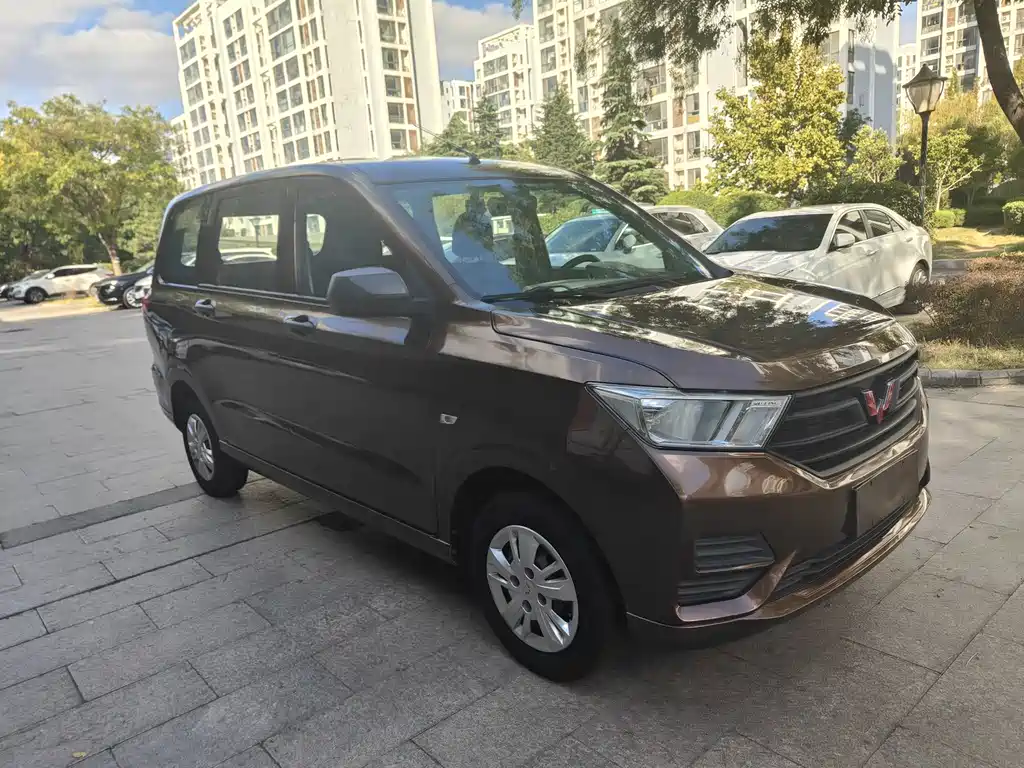 Wuling Hongguang — миниатюра 2