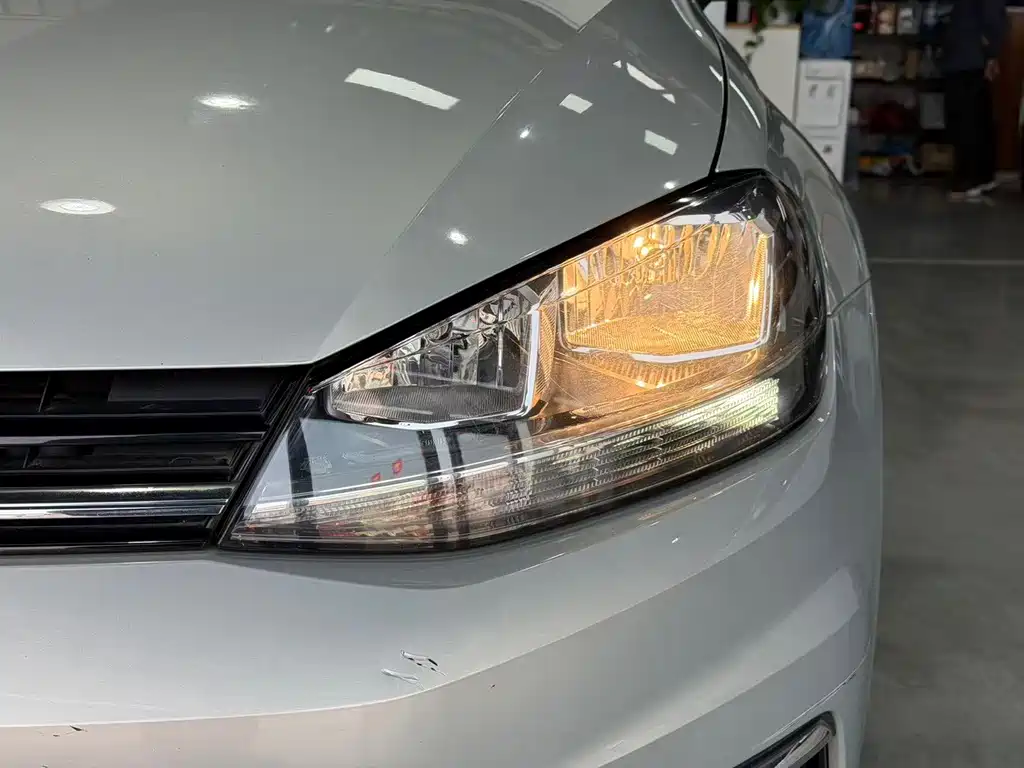 Volkswagen Golf — миниатюра 3