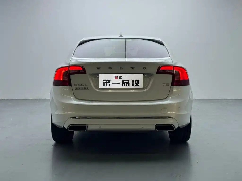 Volvo S60 — миниатюра 4