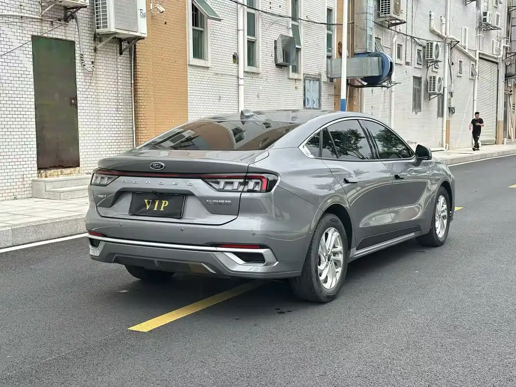 Ford Mondeo 2022 EcoBoost 245 Fashion