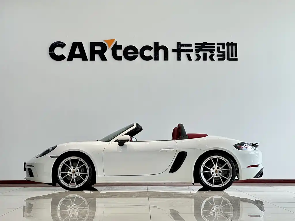 Porsche 718 2022 Boxster 2.0T