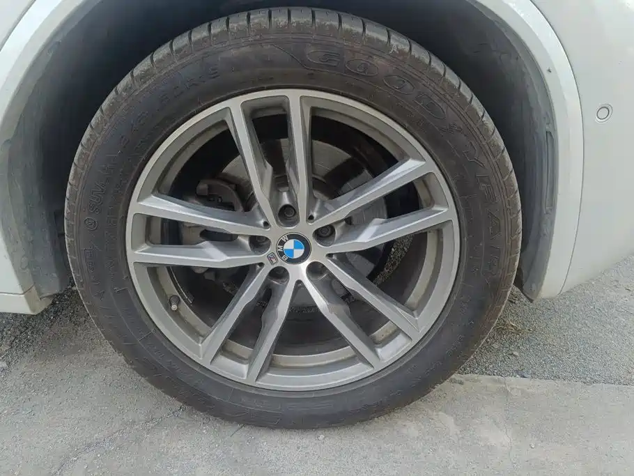 BMW X3 — миниатюра 6