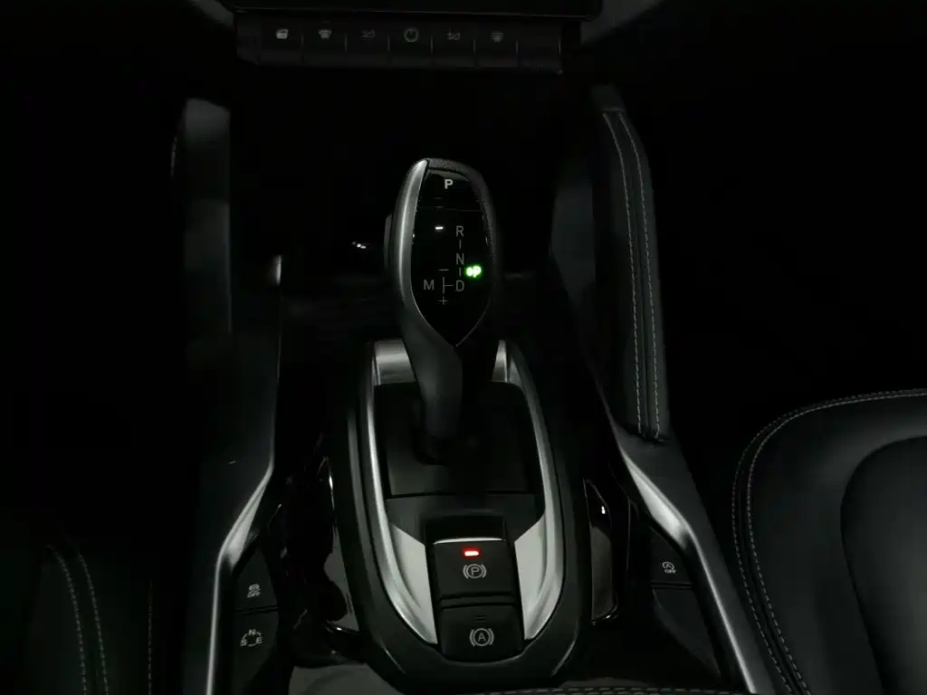 Zhonghua V7 — миниатюра 13