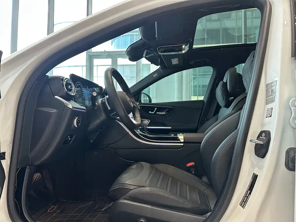Mercedes-Benz C-Class C 2025 C 260 L Sport