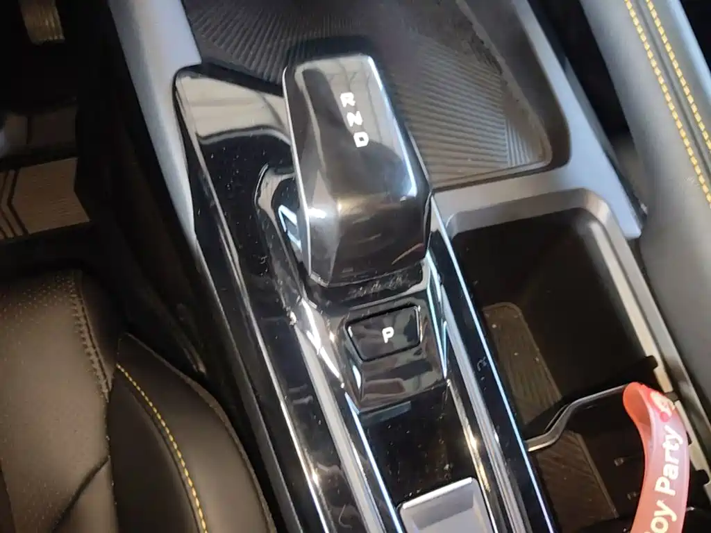 Geely Binyue — миниатюра 14