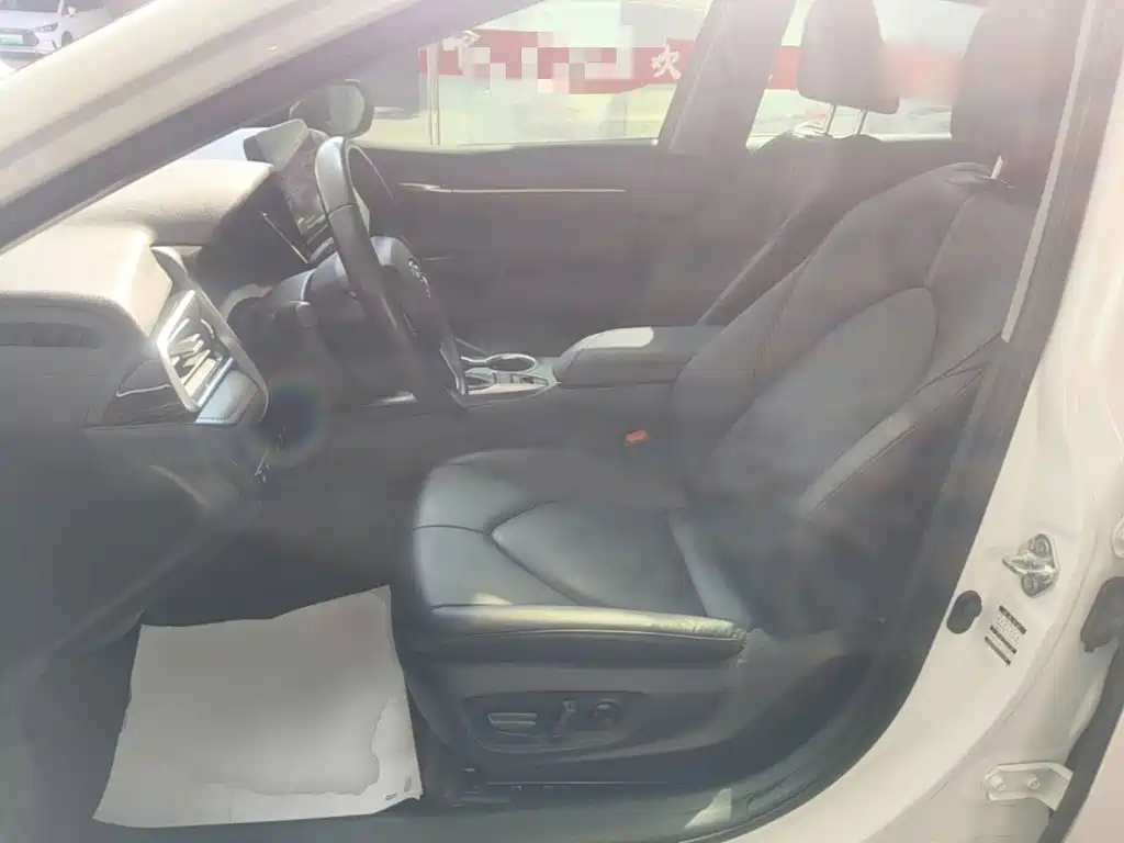 Toyota Camry — миниатюра 15