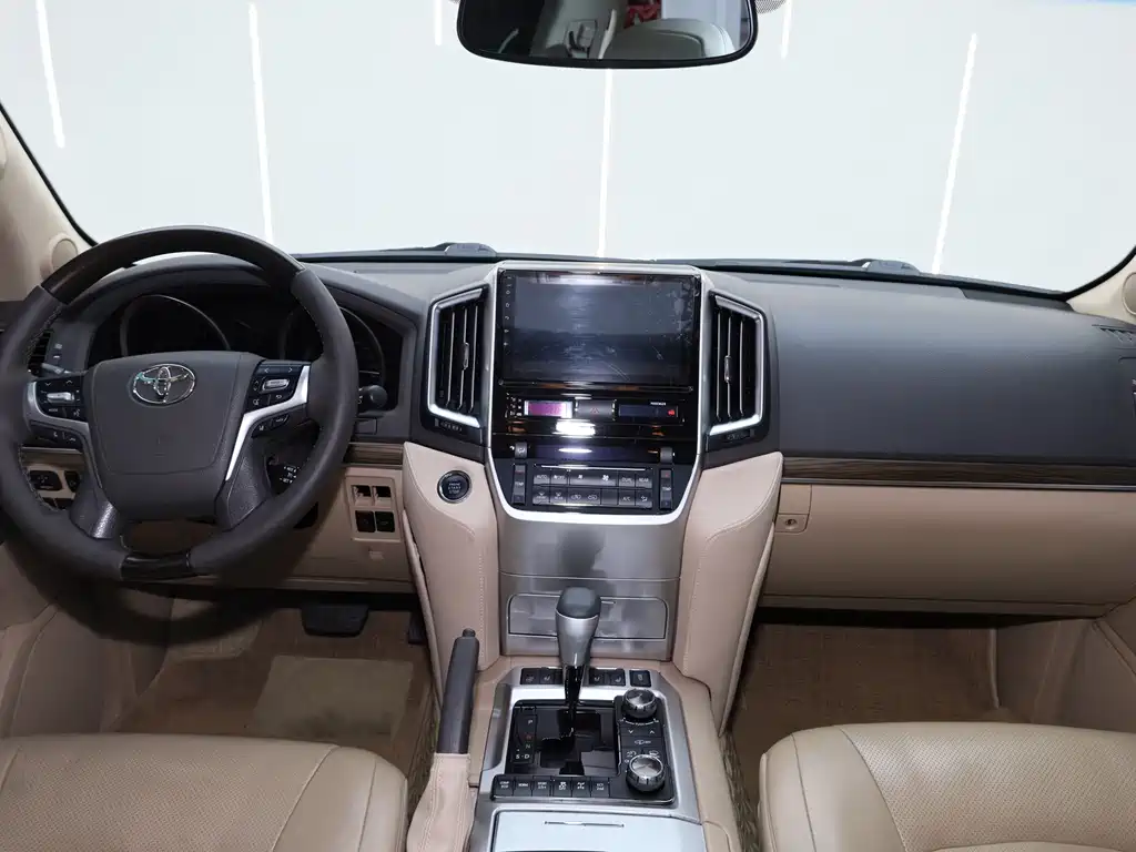 Toyota Land Cruiser — миниатюра 31