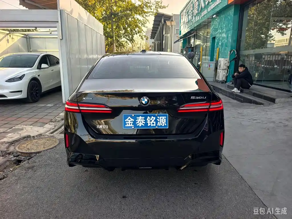 BMW 5 Series — миниатюра 26