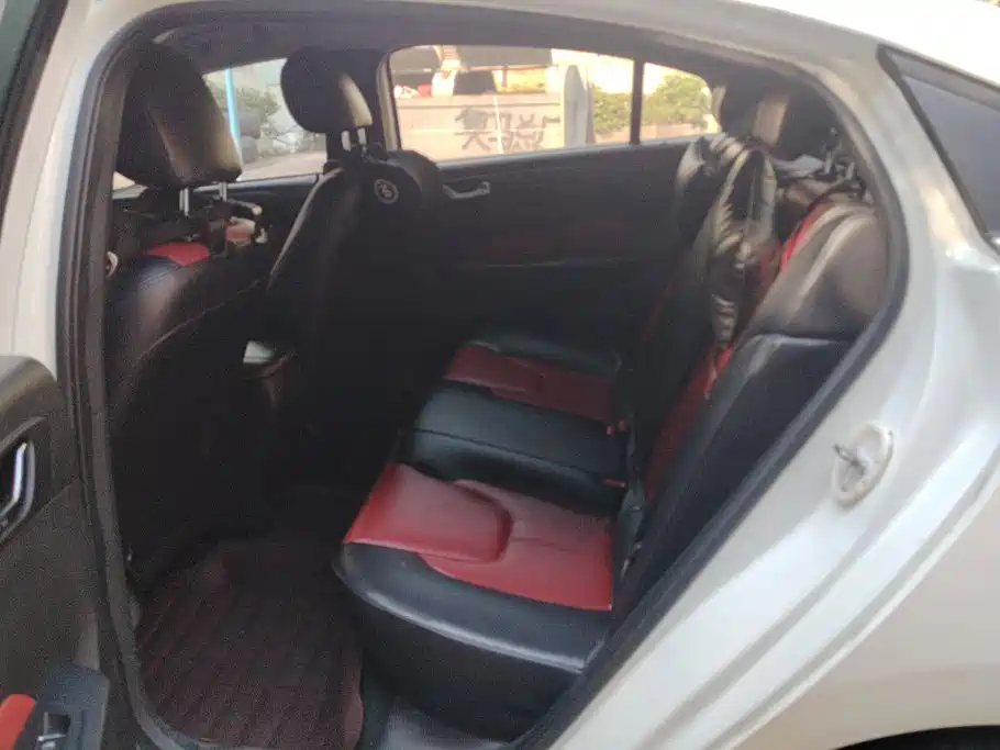 Chery Arrizo 5 — миниатюра 11