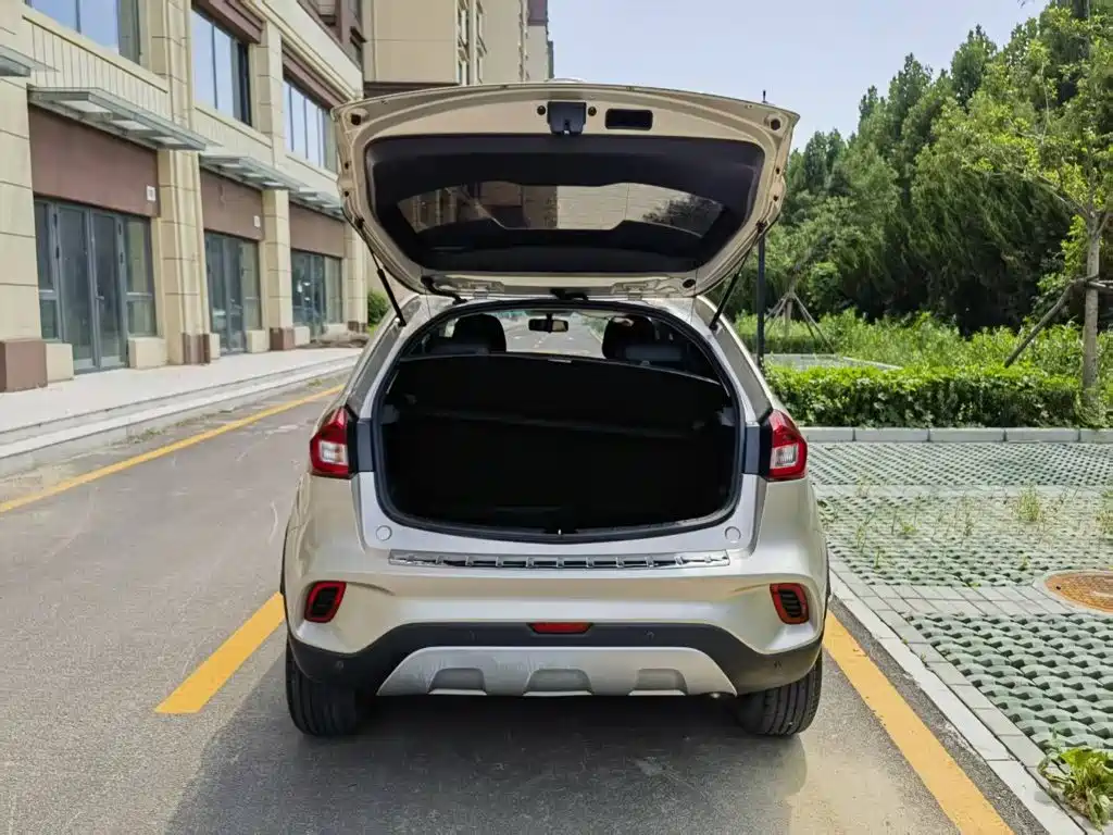Geely Vision X3 — миниатюра 19