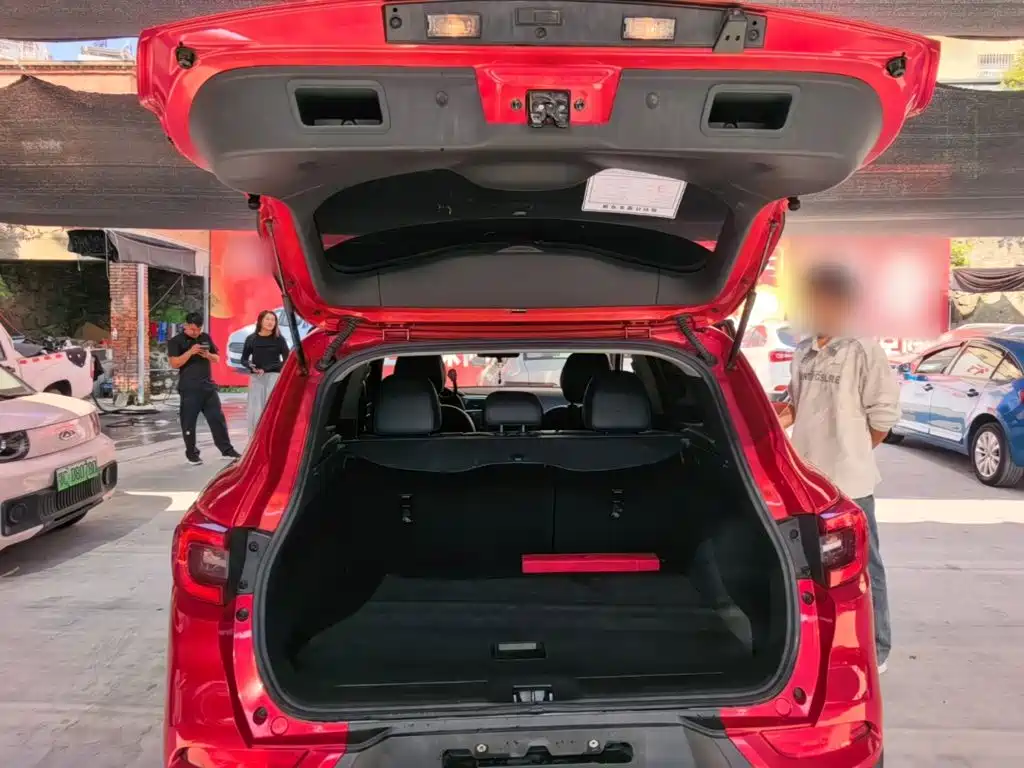 Renault Kadjar — миниатюра 19