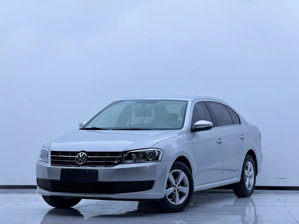 Volkswagen Lavida 2013