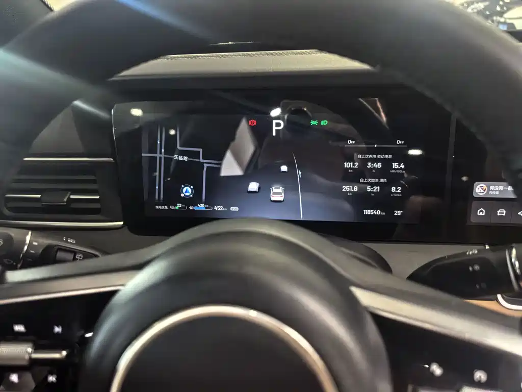 Li Auto Li ONE — миниатюра 8