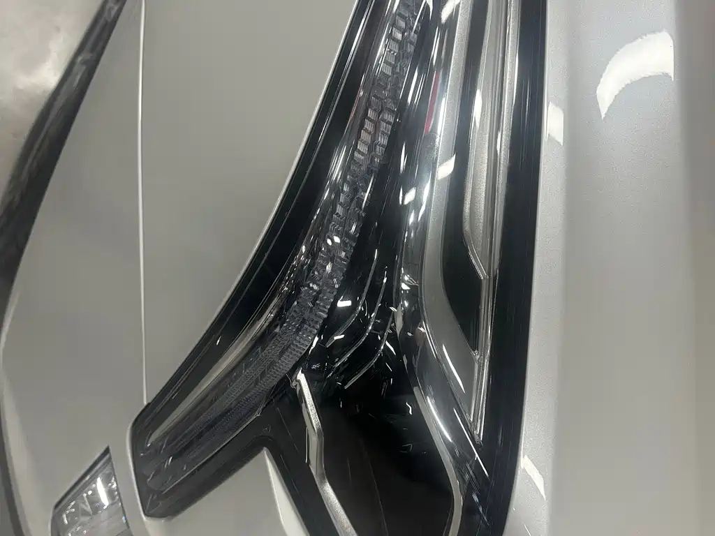 Cadillac XT5 — миниатюра 9