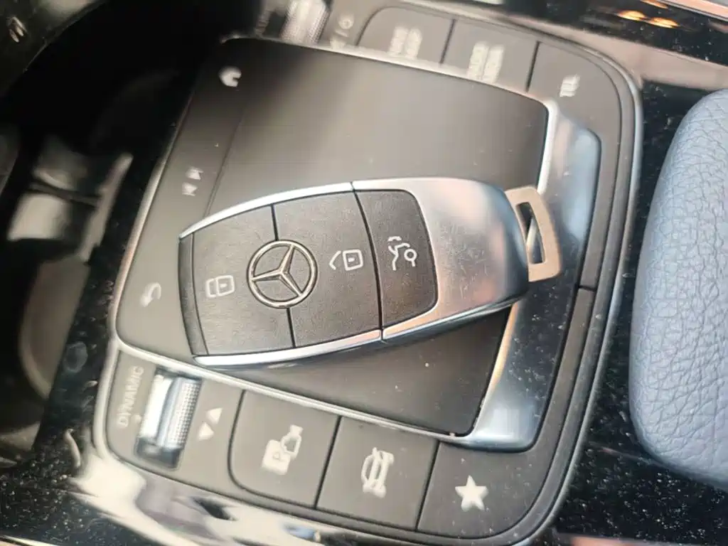 Mercedes-Benz GLA — миниатюра 9