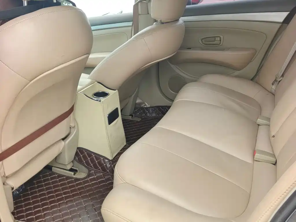 Nissan Sylphy — миниатюра 3