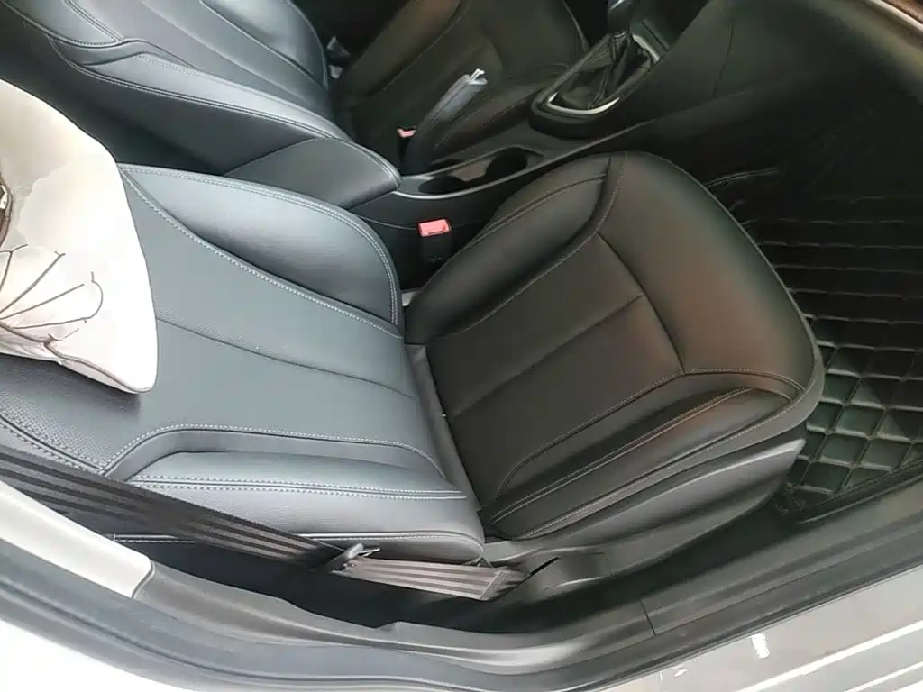 Buick Excelle — миниатюра 25