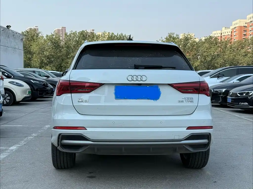 Audi Q3 — миниатюра 10