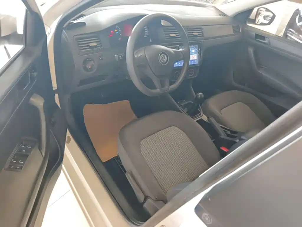 Volkswagen Santana — миниатюра 16