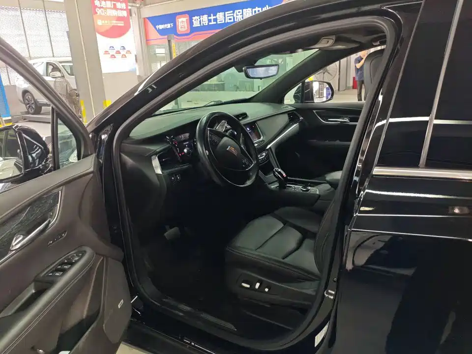 Cadillac XT5 — миниатюра 5