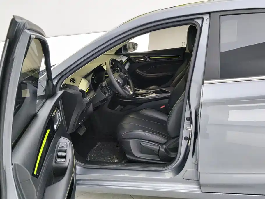 Roewe i5 — миниатюра 9