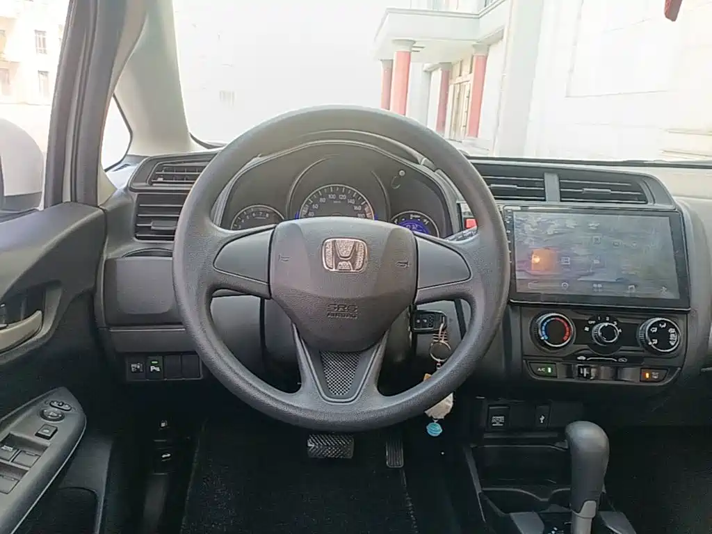 Honda Fit — миниатюра 11