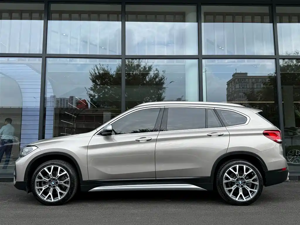 BMW X1 — миниатюра 5