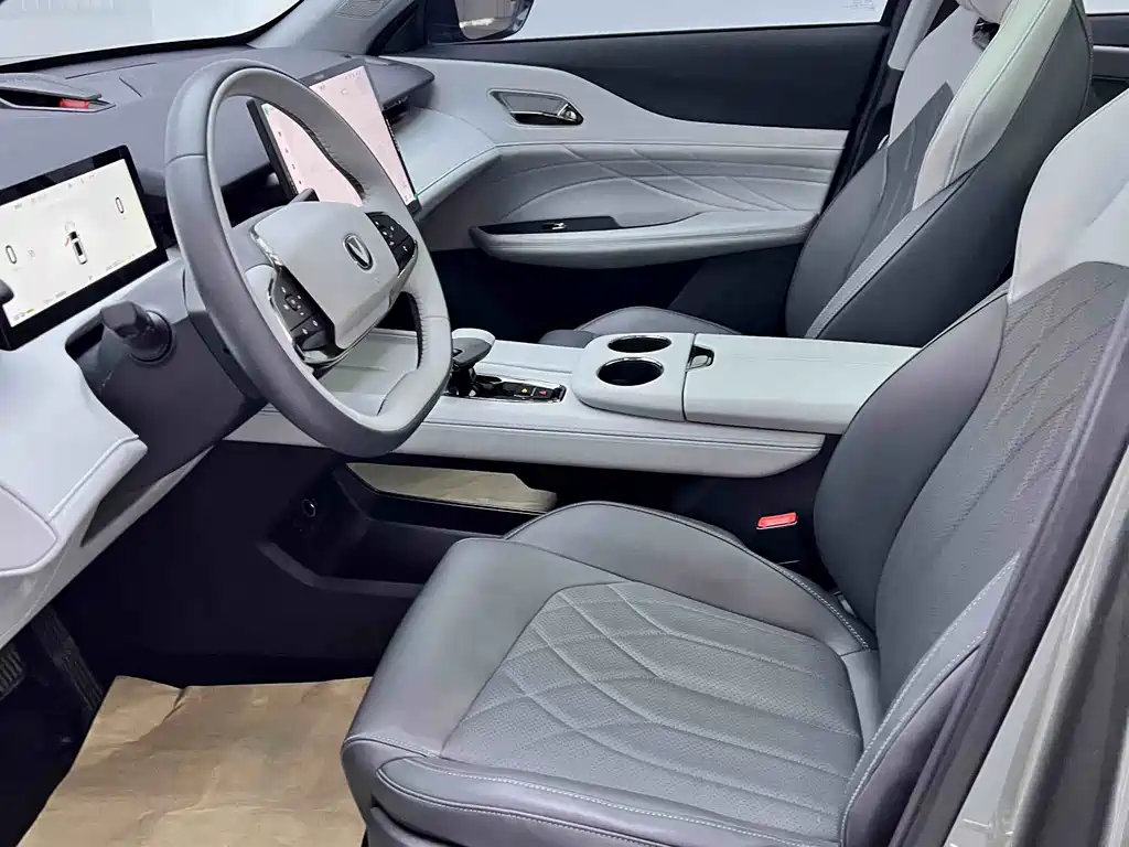 CHANGAN UNI Z NEW ENERGY