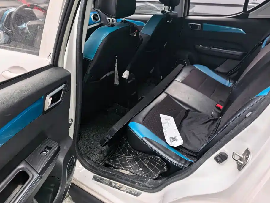 BAIC New Energy EC3 — миниатюра 11
