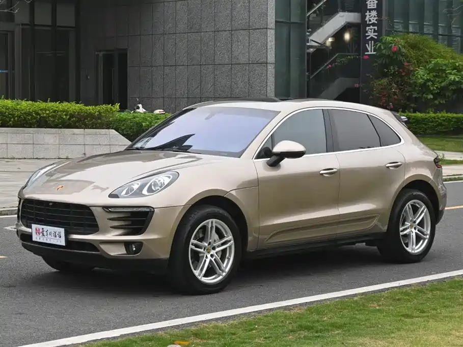 Porsche Macan 2015