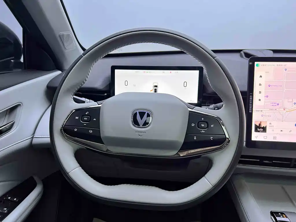 CHANGAN UNI Z NEW ENERGY