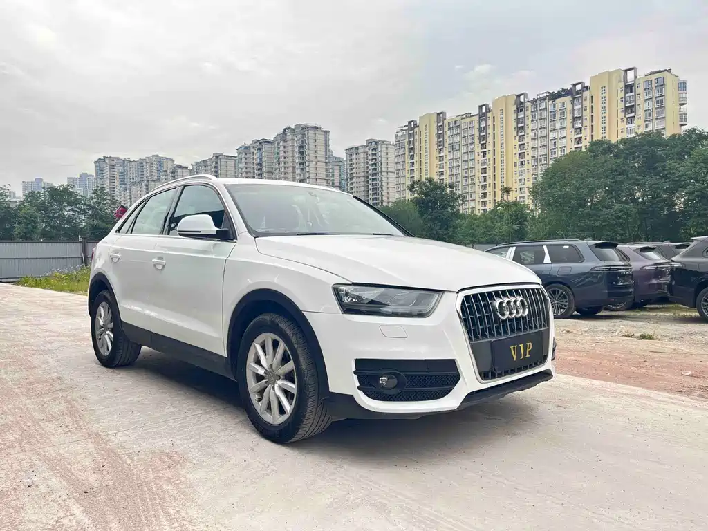 Audi Q3 2015