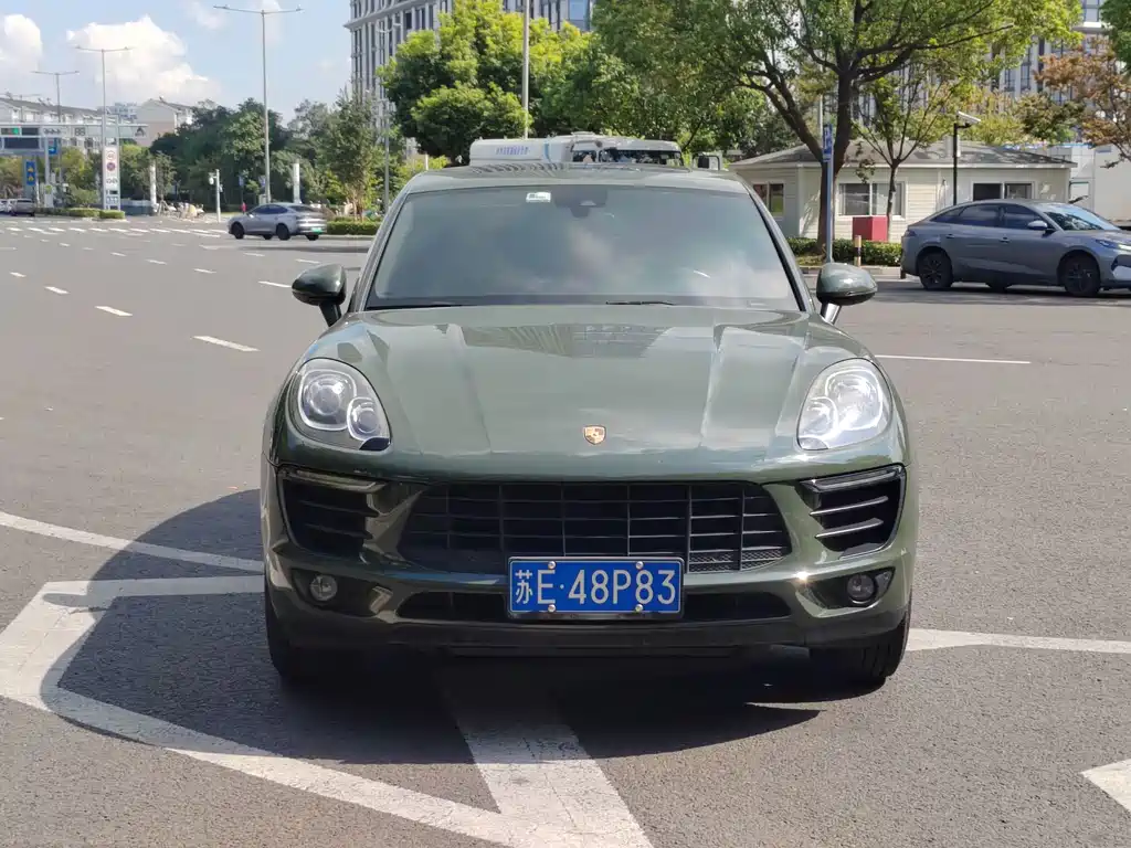 Porsche Macan — миниатюра 2