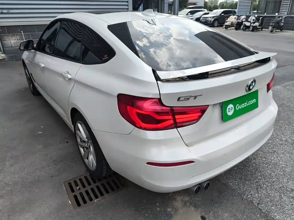 BMW 3 Series GT — миниатюра 5