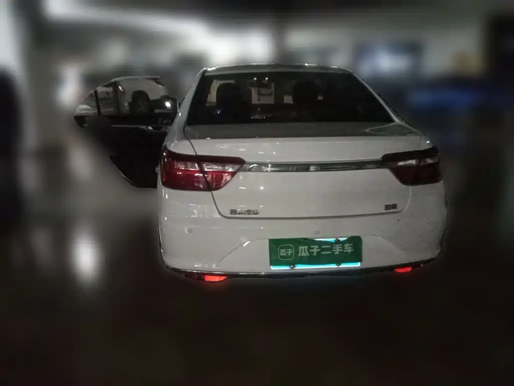 Geely Vision — миниатюра 4