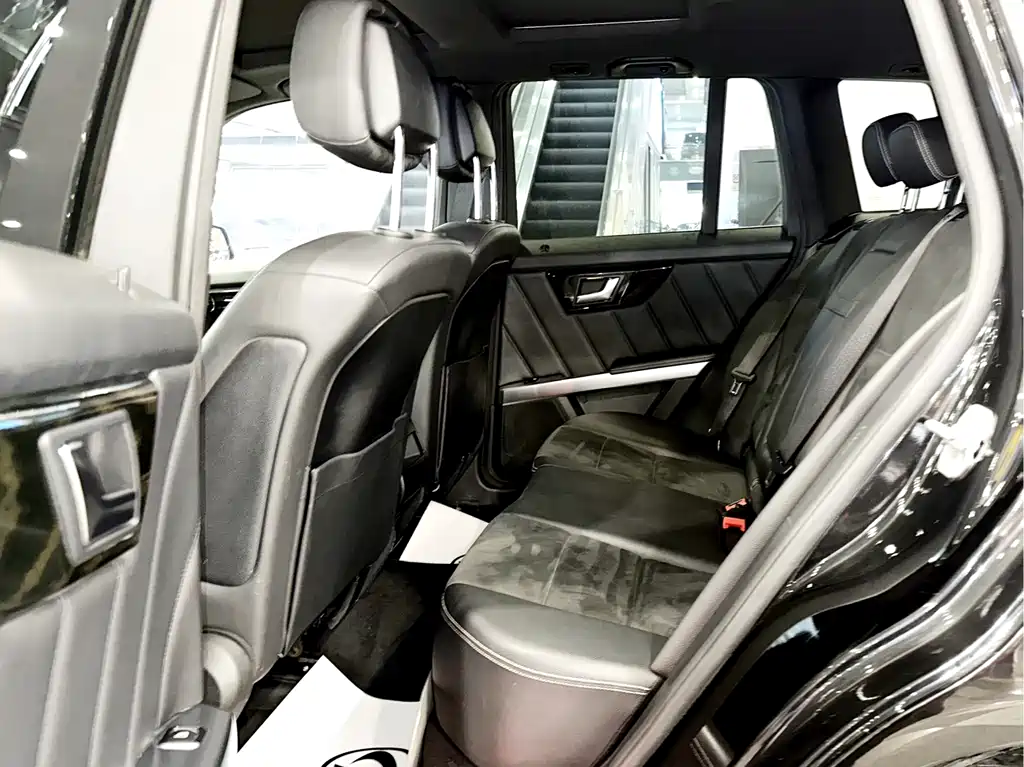 Mercedes-Benz GLK 2015 GLK 300 4MATIC Luxury