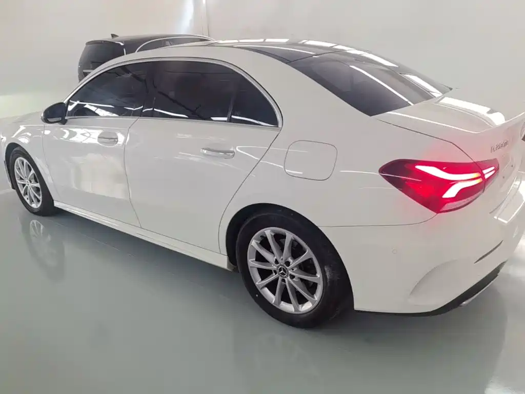Mercedes-Benz A-Class — миниатюра 5